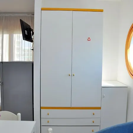 Elegant And Bright Near The Apartamento